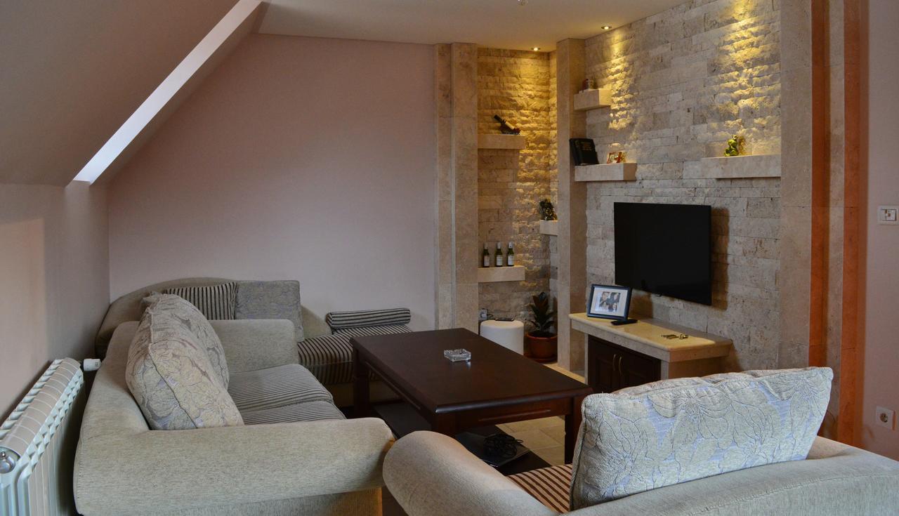 Apartmani Vila Zabljak エクステリア 写真